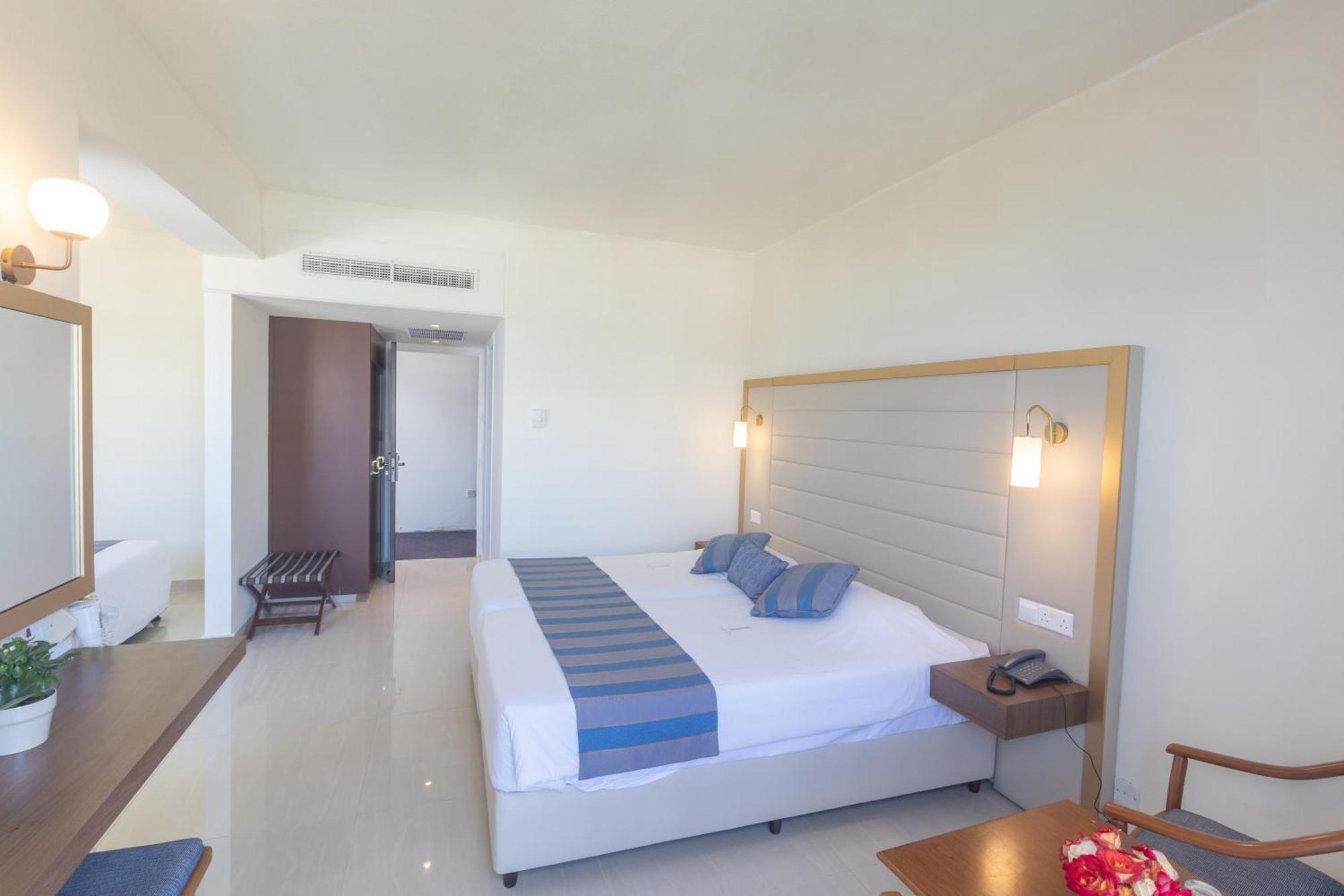 Iliada Beach Hotel 普罗塔拉斯 外观 照片