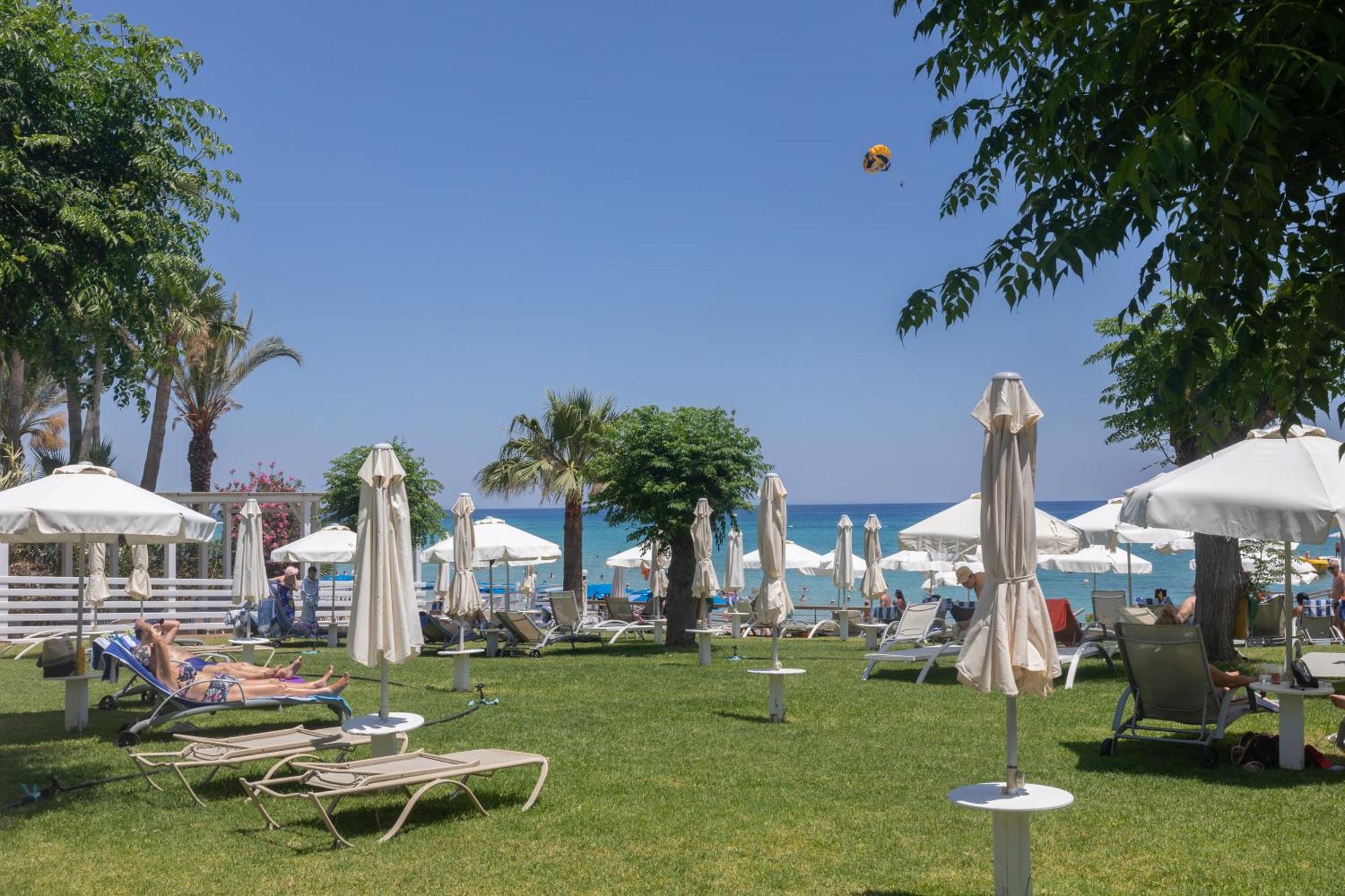 Iliada Beach Hotel 普罗塔拉斯 外观 照片
