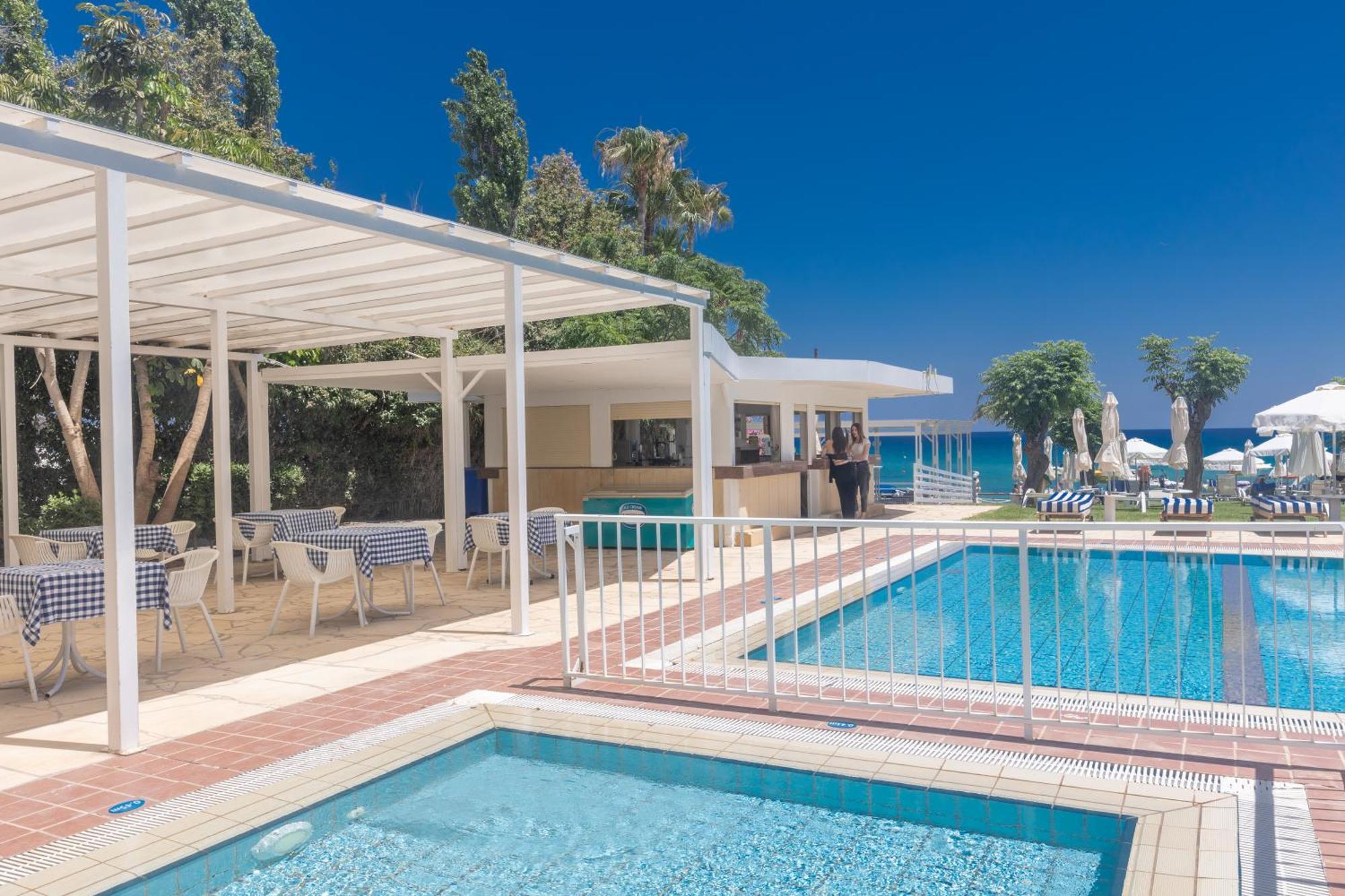 Iliada Beach Hotel 普罗塔拉斯 外观 照片