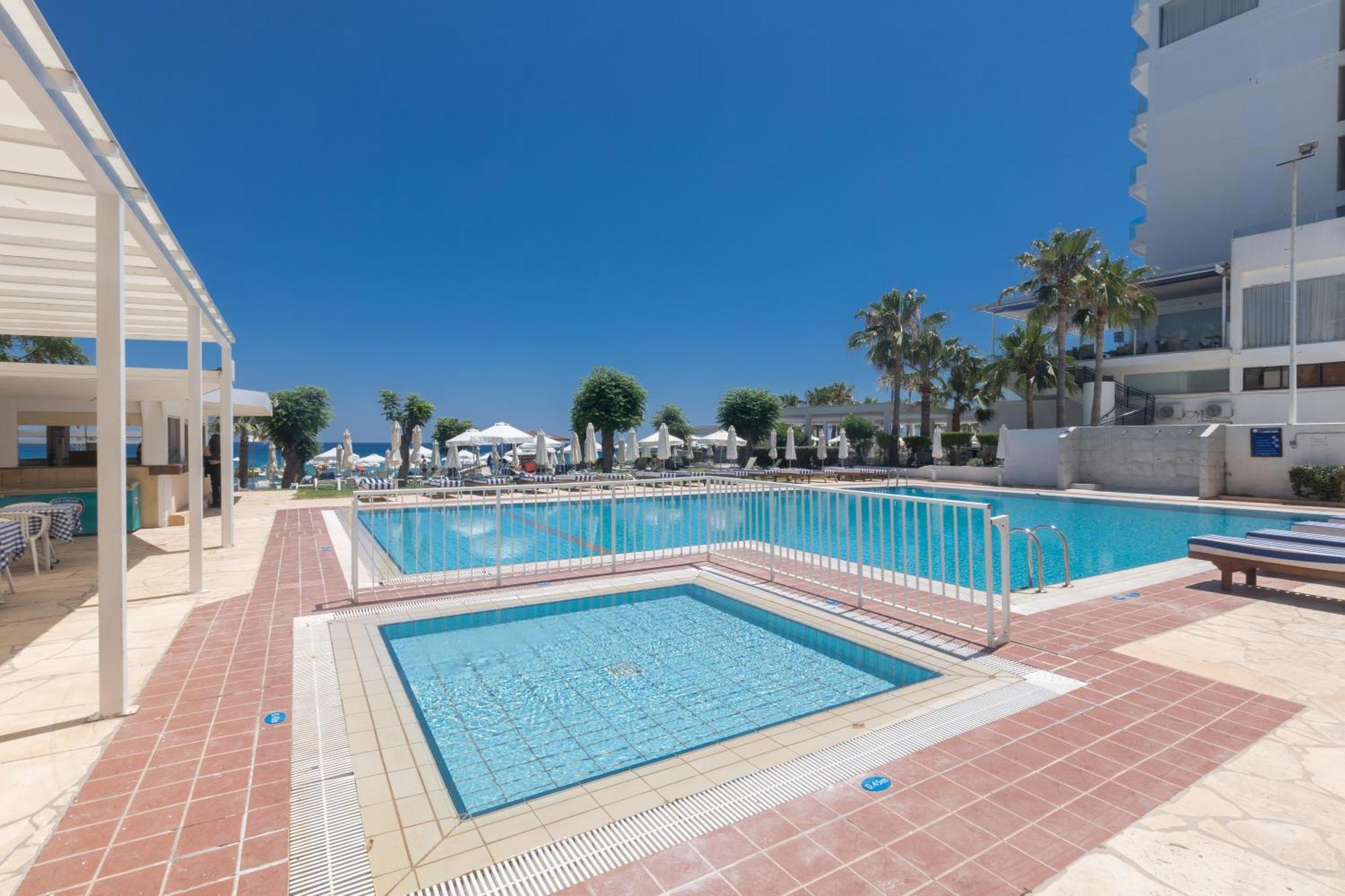 Iliada Beach Hotel 普罗塔拉斯 外观 照片