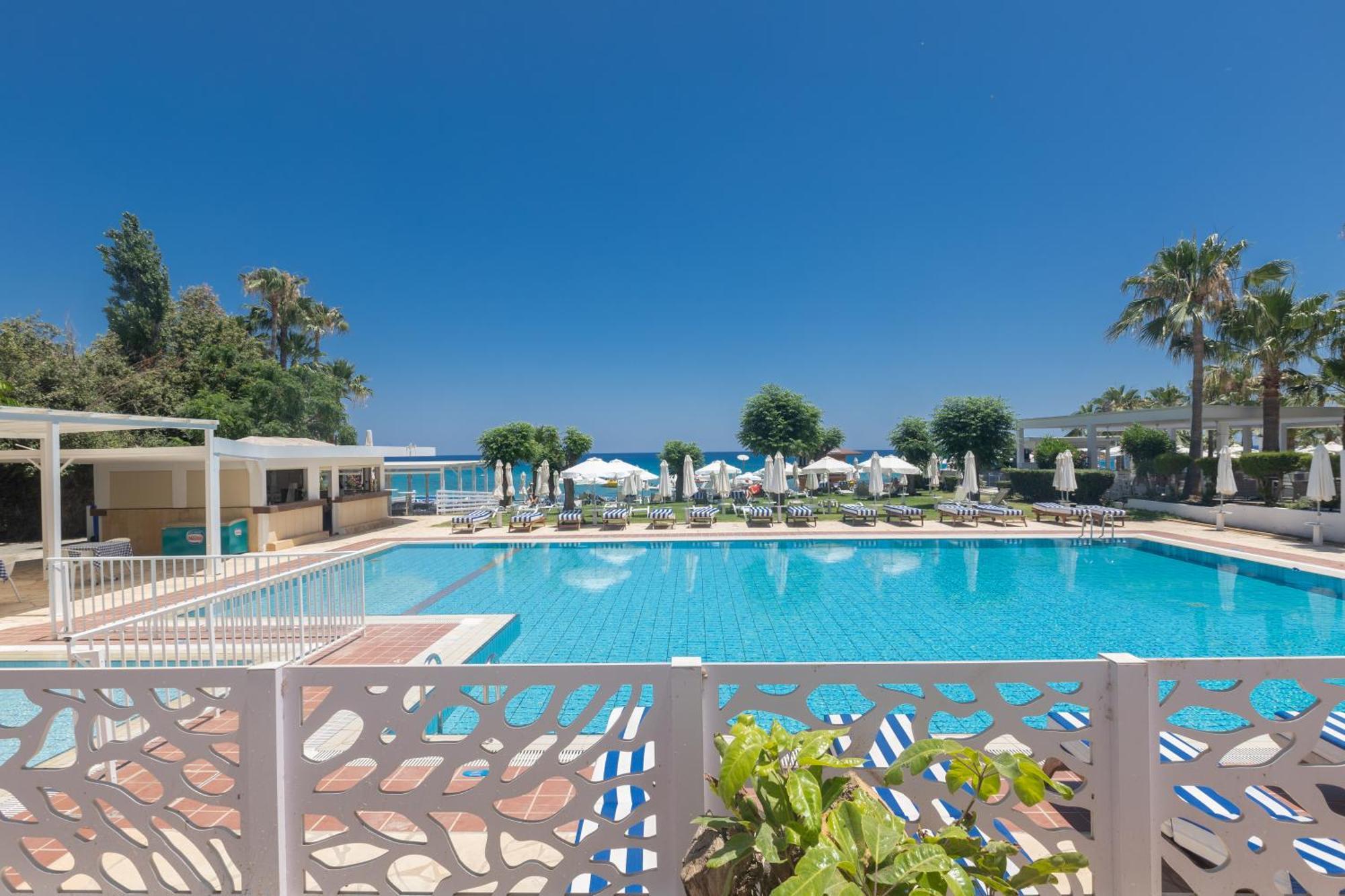 Iliada Beach Hotel 普罗塔拉斯 外观 照片
